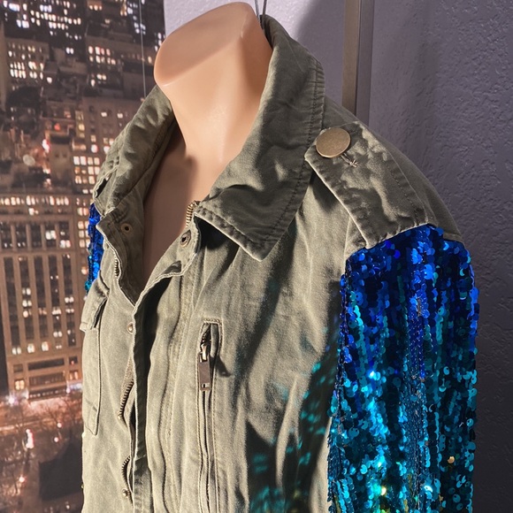 BARNEYS NY - NWT - jacket: olive green w rainbow sequined long sleeves  - 42 / 8 - Picture 8 of 16